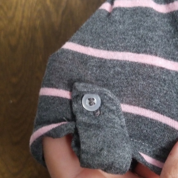 Clothes - Picture 3 of 3